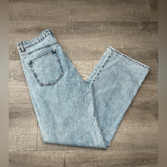 H&M Wide High Waist Jeans | Women’s | Size: 8 | Color: Blue - Picture 6 of 16